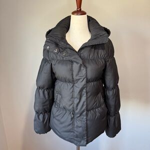 GAP Women's Black Puffer Jacket